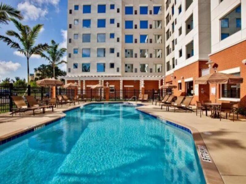 Hyatt House Fort Lauderdale Airport/Cruise Port Dania Beach Exterior photo